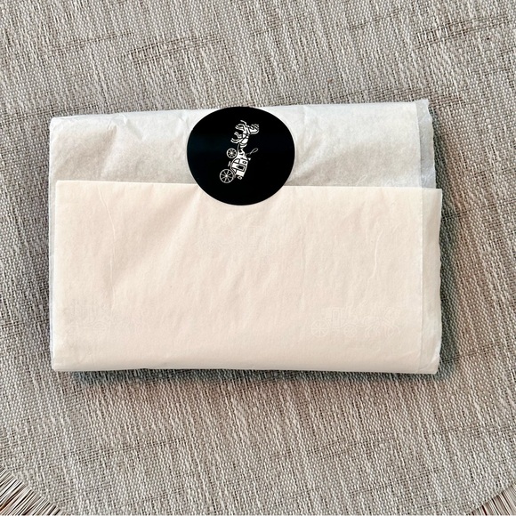 COACH Corner Zip Wristlet With Coach Monongram Print NEW!! - Picture 6 of 6